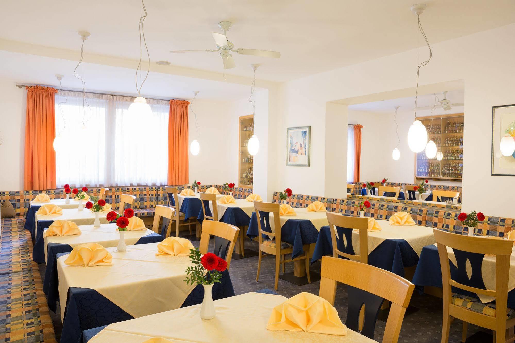 Hotel Gruberhof เมราโน ภายนอก รูปภาพ