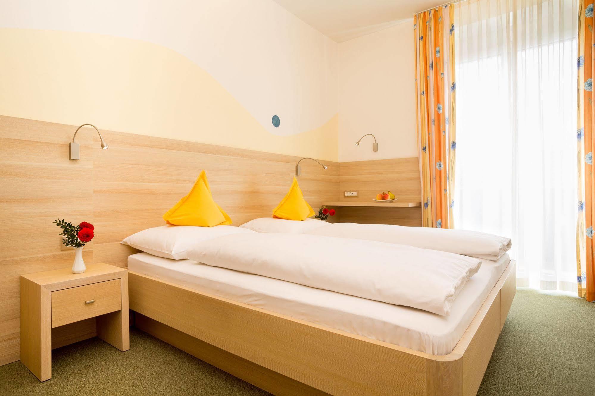 Hotel Gruberhof เมราโน ภายนอก รูปภาพ