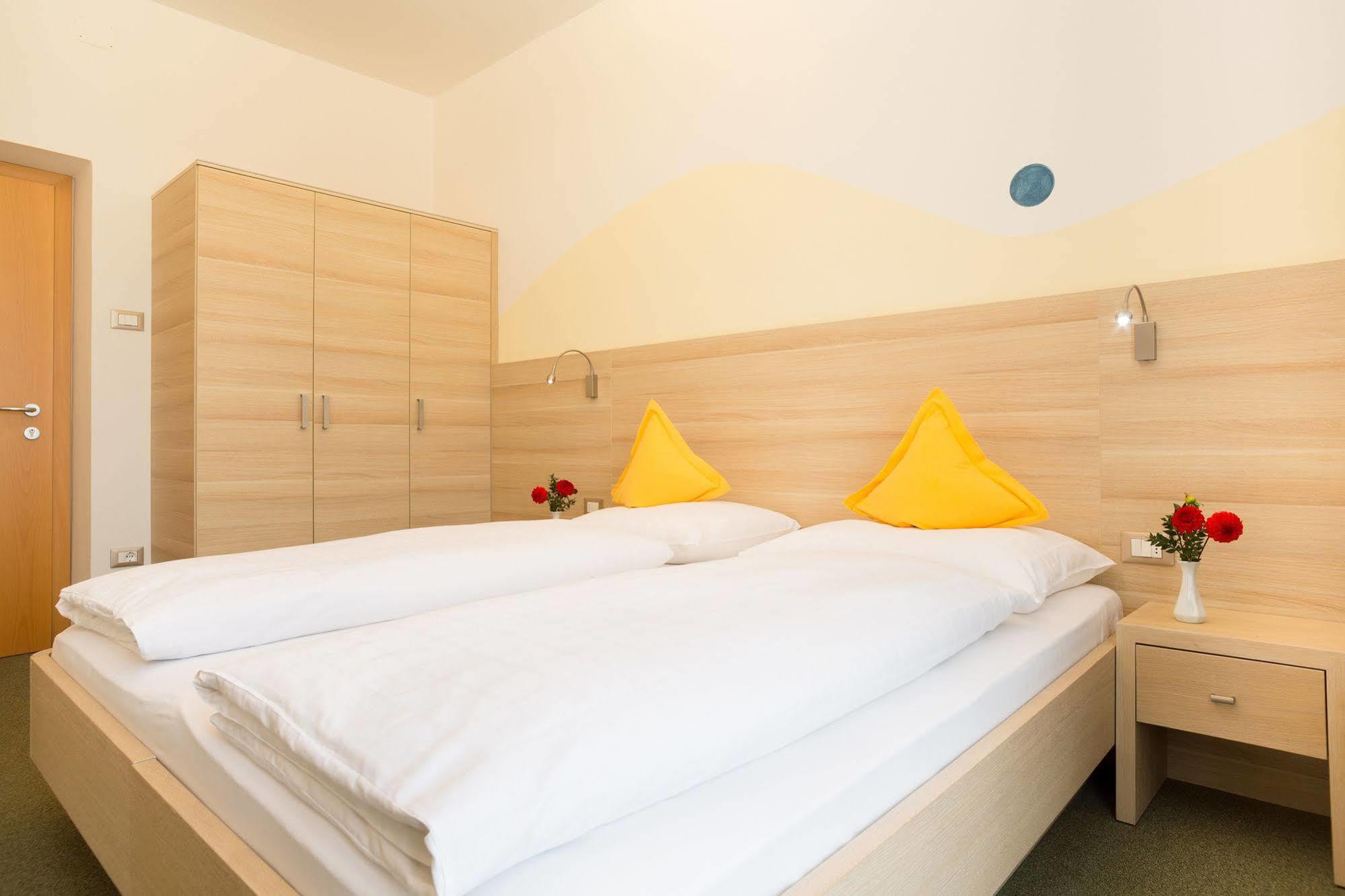 Hotel Gruberhof เมราโน ภายนอก รูปภาพ